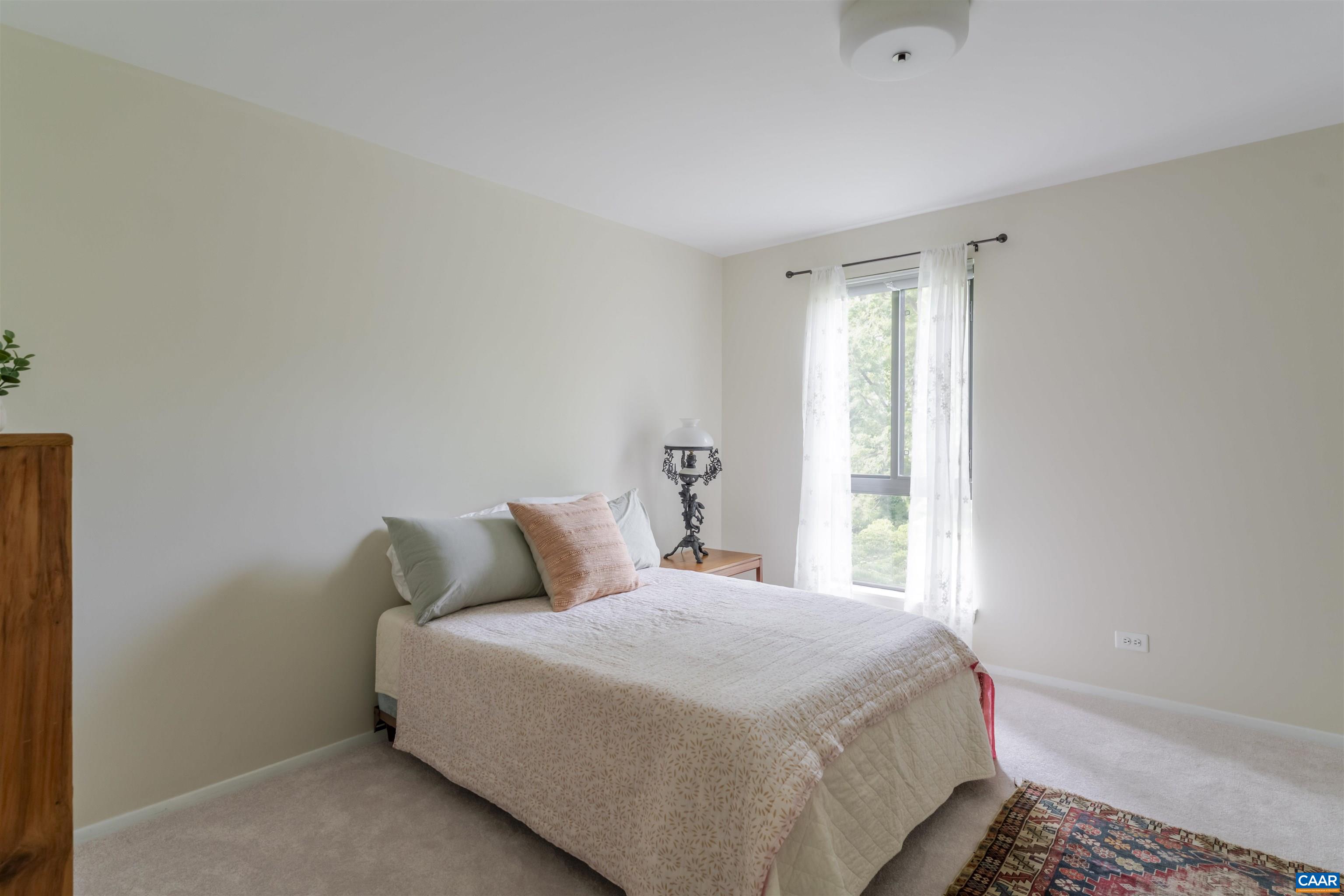 511 N 1ST ST, CHARLOTTESVILLE, Virginia 22902, 1 Bedroom Bedrooms, ,1 BathroomBathrooms,Residential,511 N 1ST ST,665489 MLS # 665489