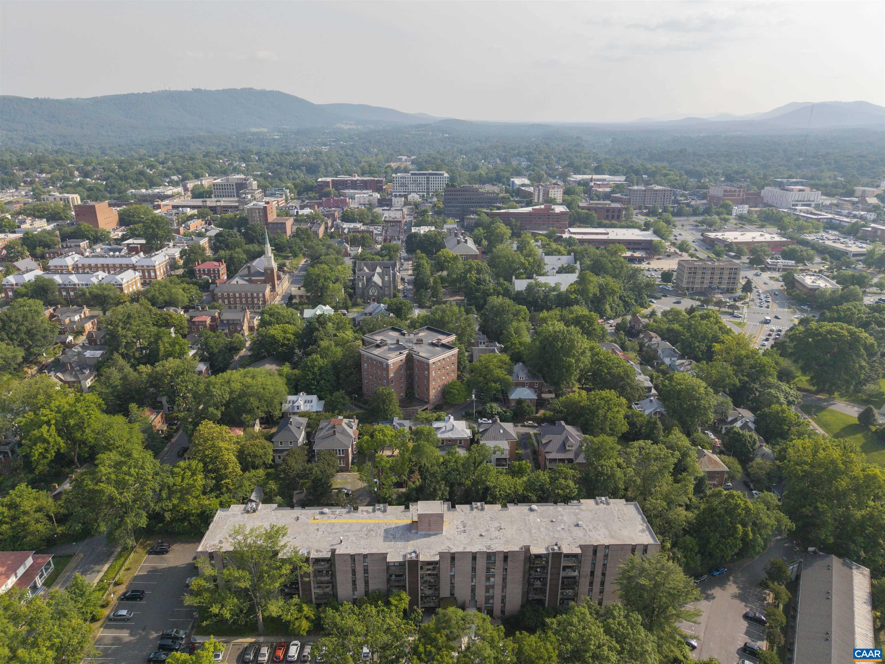 511 N 1ST ST, CHARLOTTESVILLE, Virginia 22902, 1 Bedroom Bedrooms, ,1 BathroomBathrooms,Residential,511 N 1ST ST,665489 MLS # 665489