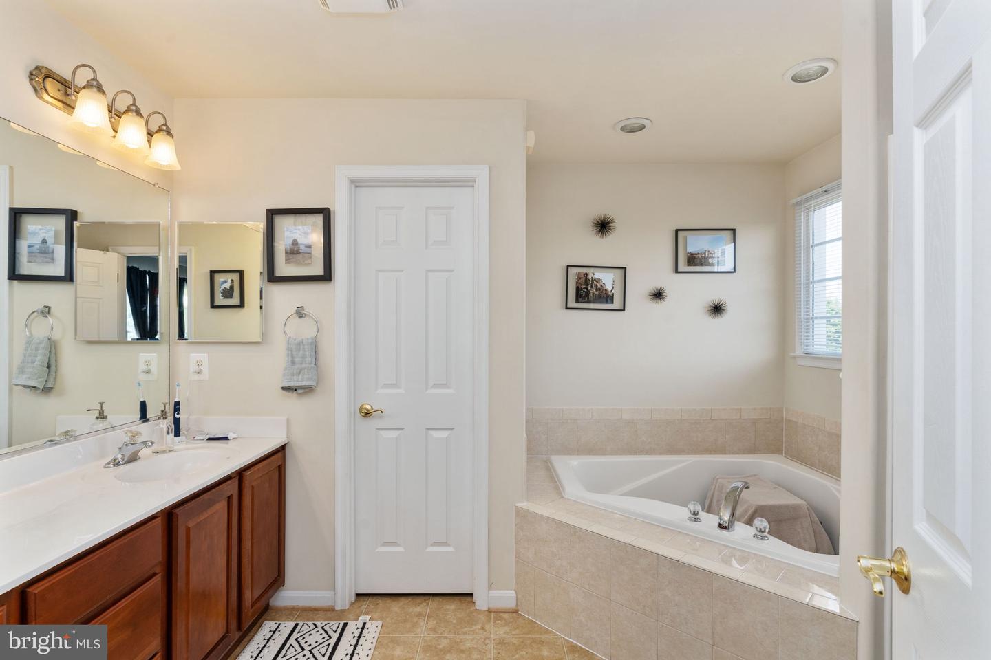 14309 S HALL CT, CULPEPER, Virginia 22701, 4 Bedrooms Bedrooms, ,3 BathroomsBathrooms,Residential,For sale,14309 S HALL CT,VACU2010696 MLS # VACU2010696