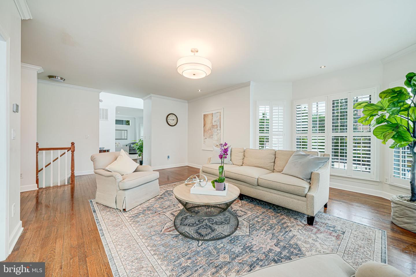 1620 N GEORGE MASON DR, ARLINGTON, Virginia 22205, 4 Bedrooms Bedrooms, ,4 BathroomsBathrooms,Residential,For sale,1620 N GEORGE MASON DR,VAAR2058362 MLS # VAAR2058362
