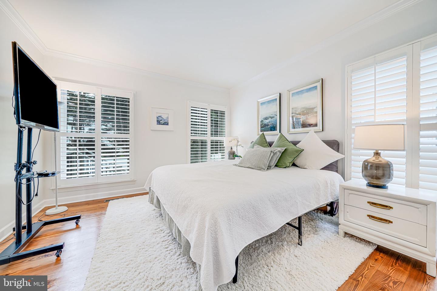 1620 N GEORGE MASON DR, ARLINGTON, Virginia 22205, 4 Bedrooms Bedrooms, ,4 BathroomsBathrooms,Residential,For sale,1620 N GEORGE MASON DR,VAAR2058362 MLS # VAAR2058362