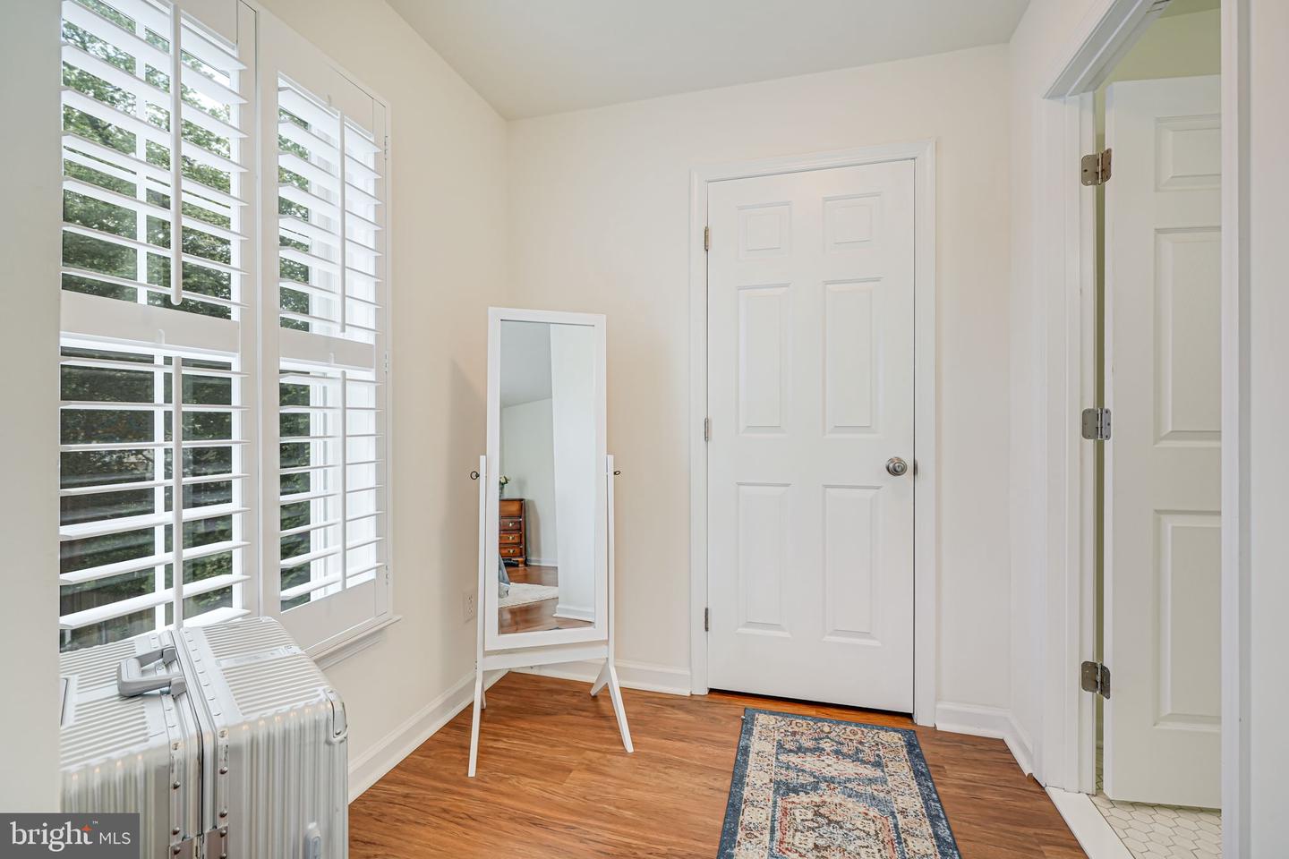 1620 N GEORGE MASON DR, ARLINGTON, Virginia 22205, 4 Bedrooms Bedrooms, ,4 BathroomsBathrooms,Residential,For sale,1620 N GEORGE MASON DR,VAAR2058362 MLS # VAAR2058362