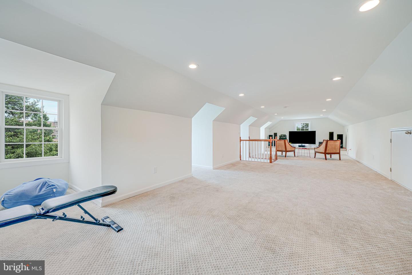 1620 N GEORGE MASON DR, ARLINGTON, Virginia 22205, 4 Bedrooms Bedrooms, ,4 BathroomsBathrooms,Residential,For sale,1620 N GEORGE MASON DR,VAAR2058362 MLS # VAAR2058362
