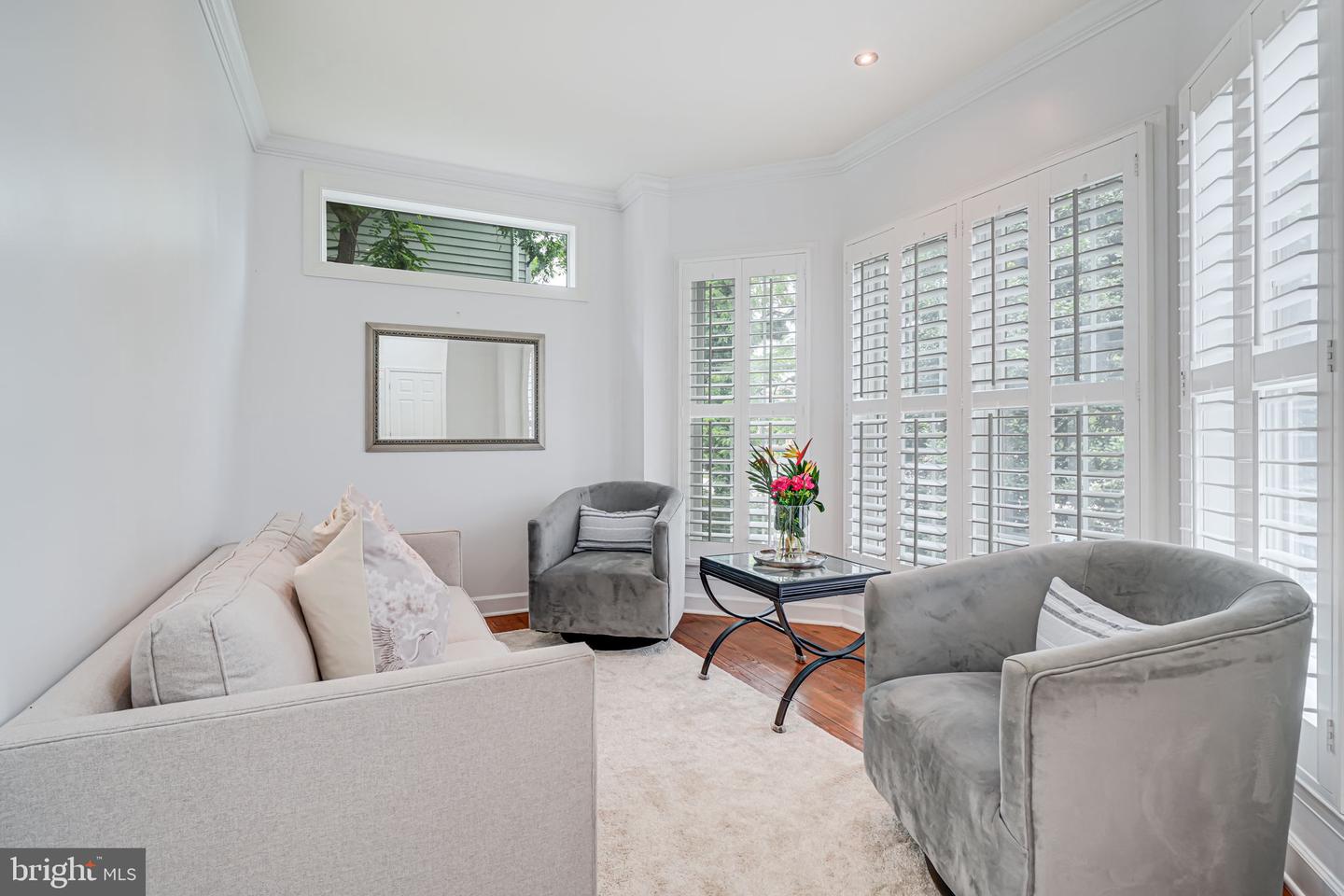 1620 N GEORGE MASON DR, ARLINGTON, Virginia 22205, 4 Bedrooms Bedrooms, ,4 BathroomsBathrooms,Residential,For sale,1620 N GEORGE MASON DR,VAAR2058362 MLS # VAAR2058362