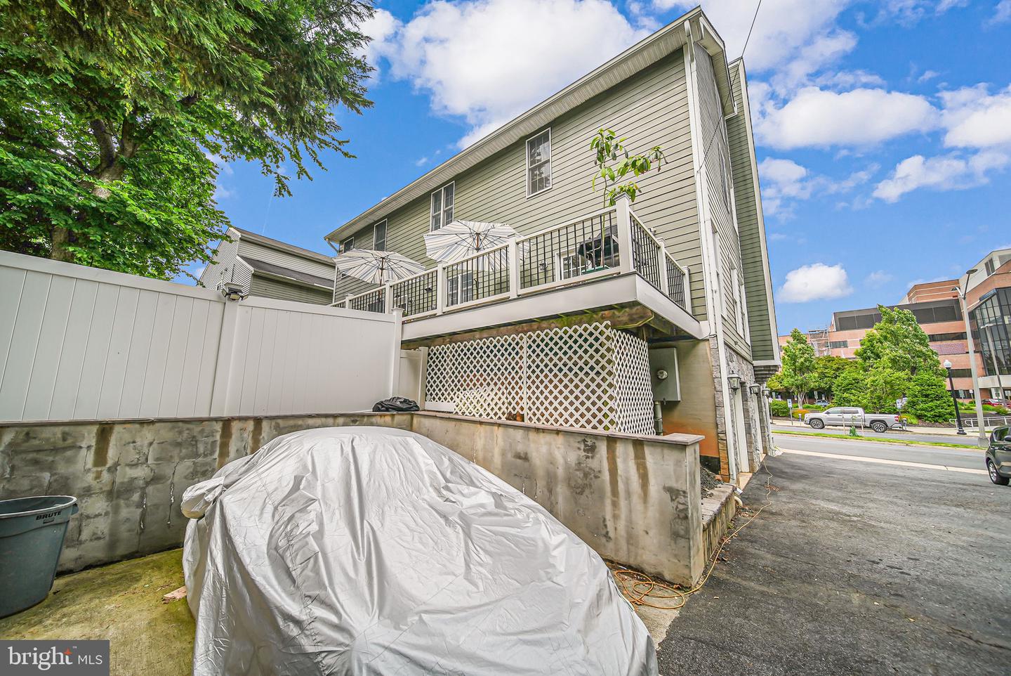 1620 N GEORGE MASON DR, ARLINGTON, Virginia 22205, 4 Bedrooms Bedrooms, ,4 BathroomsBathrooms,Residential,For sale,1620 N GEORGE MASON DR,VAAR2058362 MLS # VAAR2058362