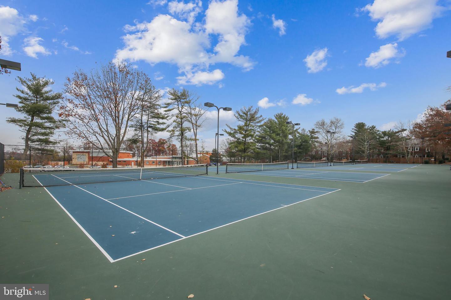 2802 S COLUMBUS ST #A2, ARLINGTON, Virginia 22206, 2 Bedrooms Bedrooms, ,2 BathroomsBathrooms,Residential,For sale,2802 S COLUMBUS ST #A2,VAAX2045842 MLS # VAAX2045842