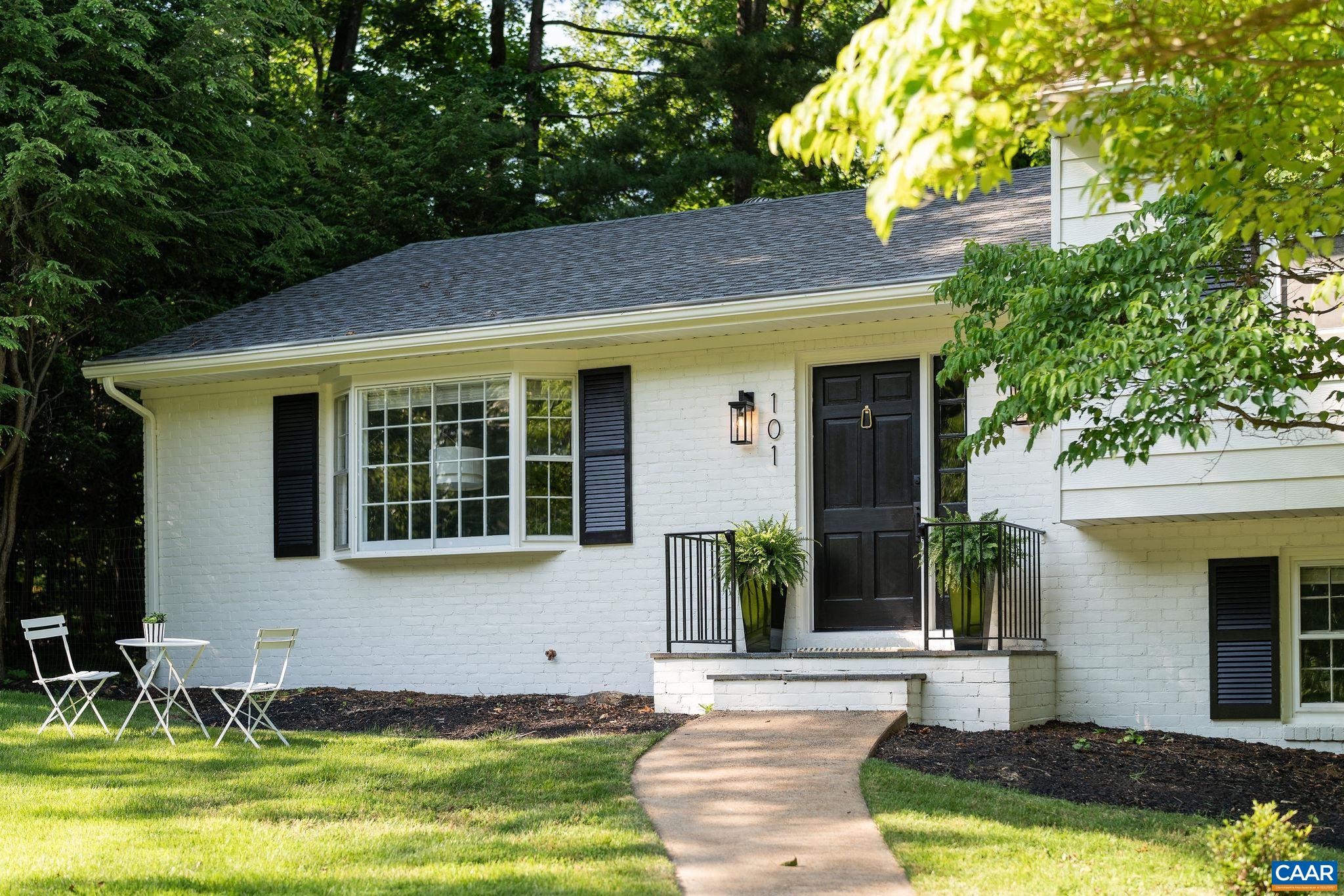 101 KERRY LN, CHARLOTTESVILLE, Virginia 22901, 4 Bedrooms Bedrooms, ,2 BathroomsBathrooms,Residential,101 KERRY LN,665493 MLS # 665493