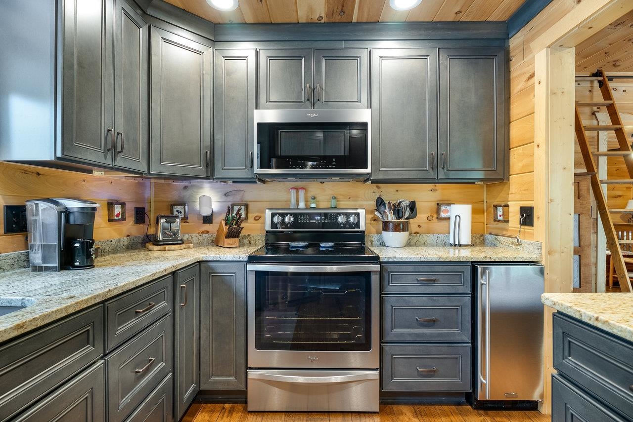 3940 US HWY 340, STANLEY, Virginia 22851, 1 Bedroom Bedrooms, ,2 BathroomsBathrooms,Residential,3940 US HWY 340,665496 MLS # 665496