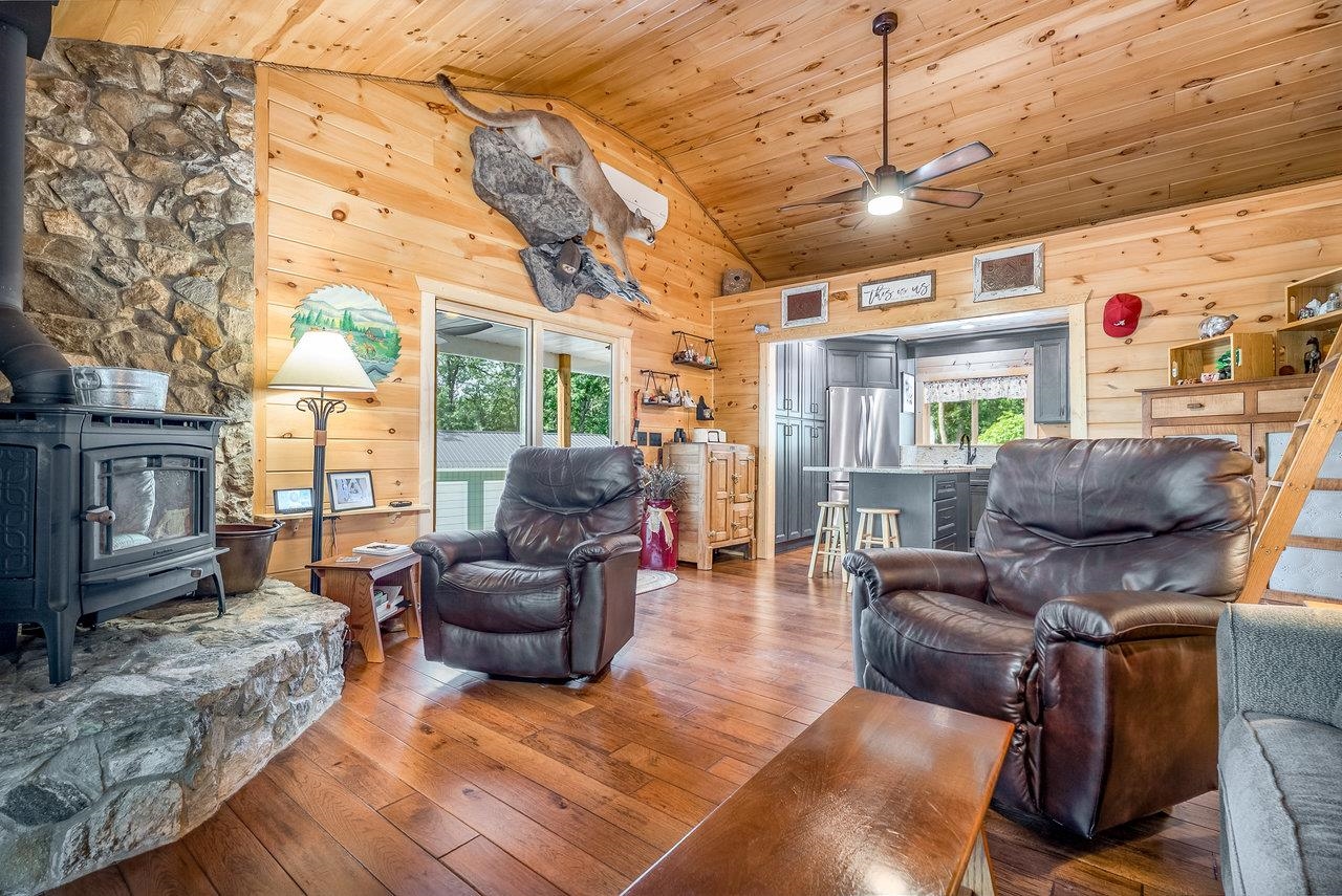 3940 US HWY 340, STANLEY, Virginia 22851, 1 Bedroom Bedrooms, ,2 BathroomsBathrooms,Residential,3940 US HWY 340,665496 MLS # 665496