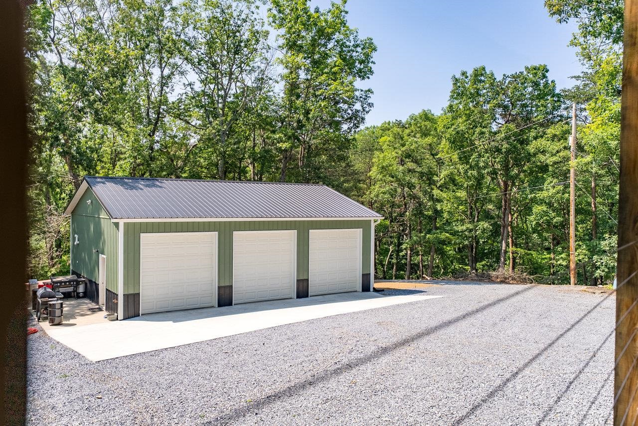 3940 US HWY 340, STANLEY, Virginia 22851, 1 Bedroom Bedrooms, ,2 BathroomsBathrooms,Residential,3940 US HWY 340,665496 MLS # 665496