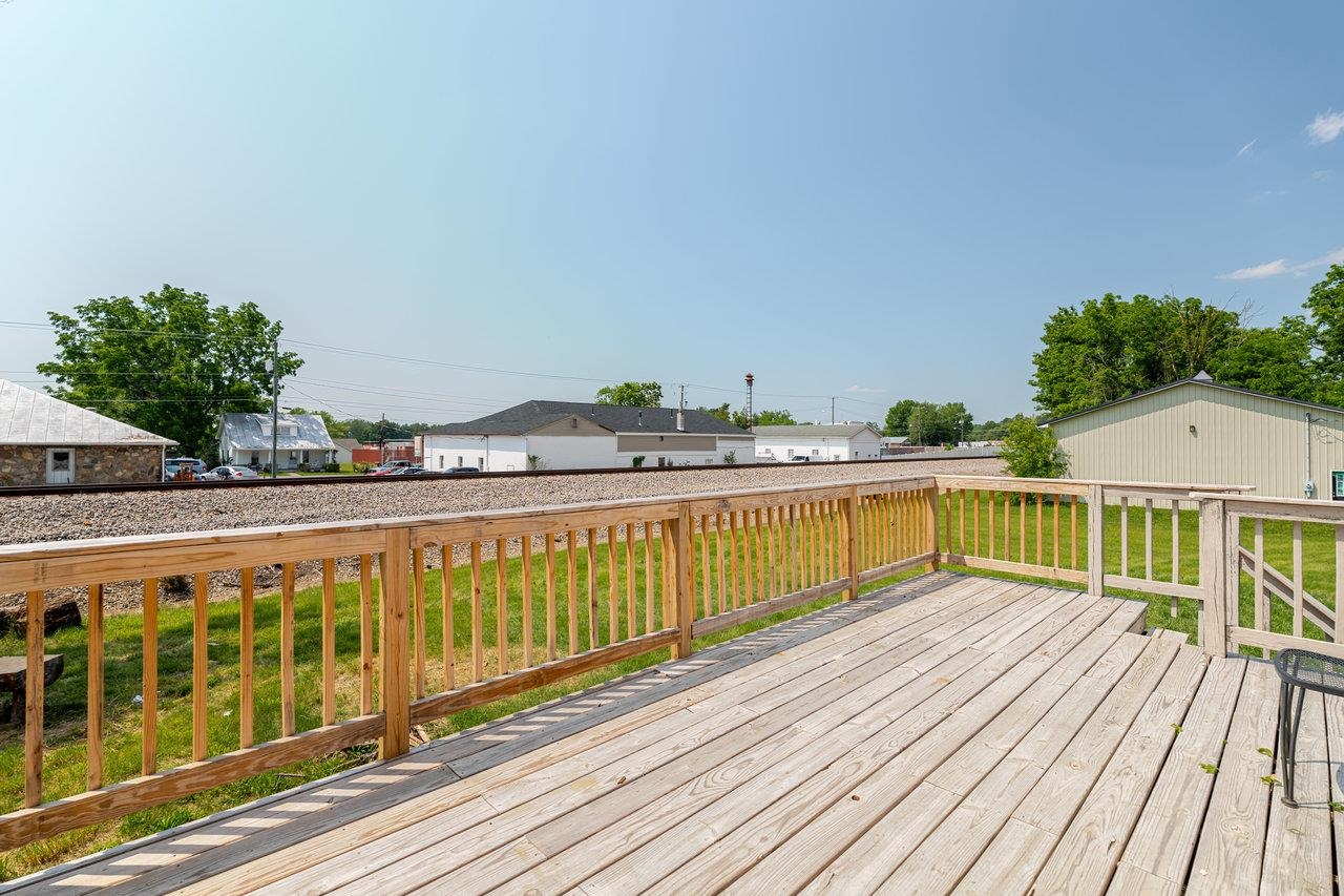 209 PARK AVE, GROTTOES, Virginia 24441, 2 Bedrooms Bedrooms, ,2 BathroomsBathrooms,Residential,209 PARK AVE,665497 MLS # 665497