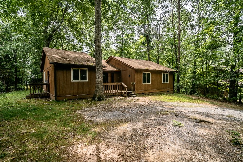 417 ALLEGHANY DR, MCGAHEYSVILLE, Virginia 22840, 3 Bedrooms Bedrooms, ,2 BathroomsBathrooms,Residential,417 ALLEGHANY DR,665499 MLS # 665499