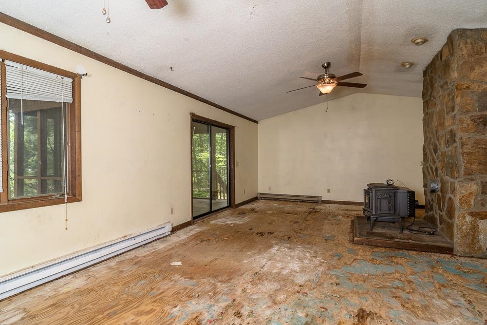 417 ALLEGHANY DR, MCGAHEYSVILLE, Virginia 22840, 3 Bedrooms Bedrooms, ,2 BathroomsBathrooms,Residential,417 ALLEGHANY DR,665499 MLS # 665499