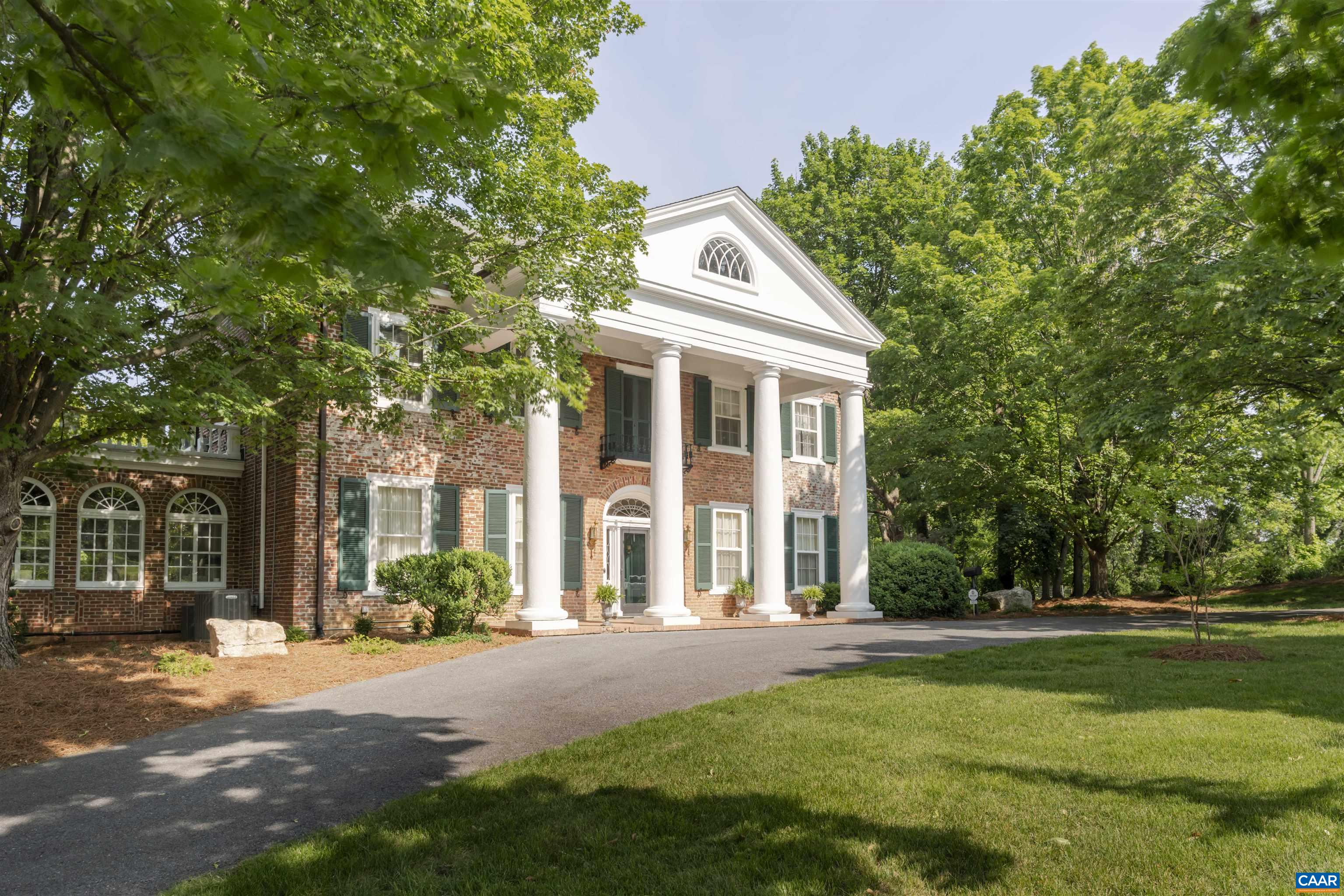 1417 N AUGUSTA ST, STAUNTON, Virginia 24401, 5 Bedrooms Bedrooms, ,4 BathroomsBathrooms,Residential,Edge Hill,1417 N AUGUSTA ST,665500 MLS # 665500