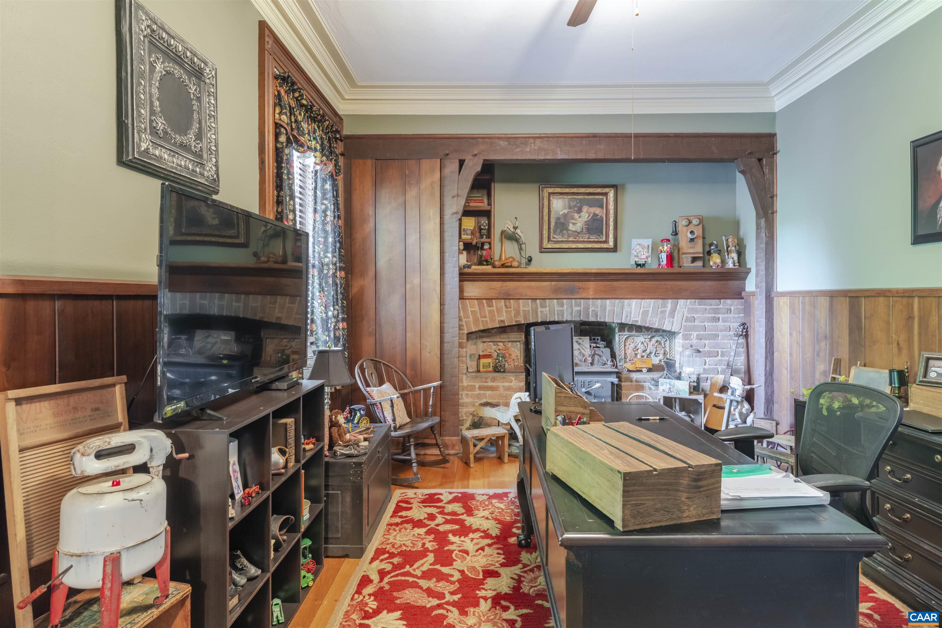 1417 N AUGUSTA ST, STAUNTON, Virginia 24401, 5 Bedrooms Bedrooms, ,4 BathroomsBathrooms,Residential,Edge Hill,1417 N AUGUSTA ST,665500 MLS # 665500