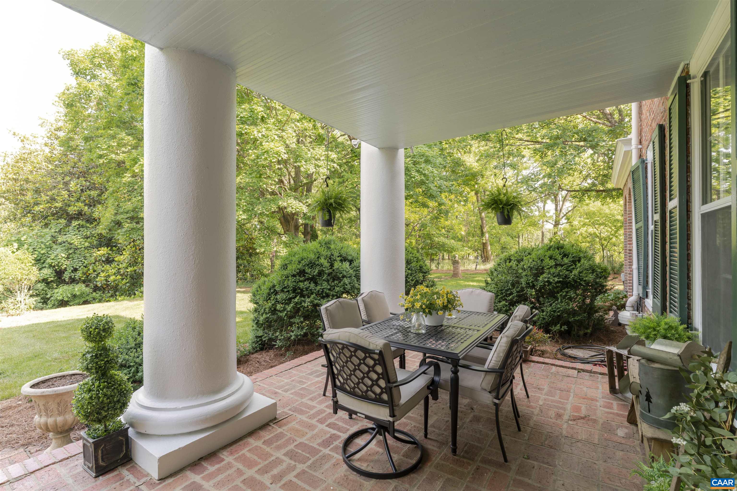 1417 N AUGUSTA ST, STAUNTON, Virginia 24401, 5 Bedrooms Bedrooms, ,4 BathroomsBathrooms,Residential,Edge Hill,1417 N AUGUSTA ST,665500 MLS # 665500