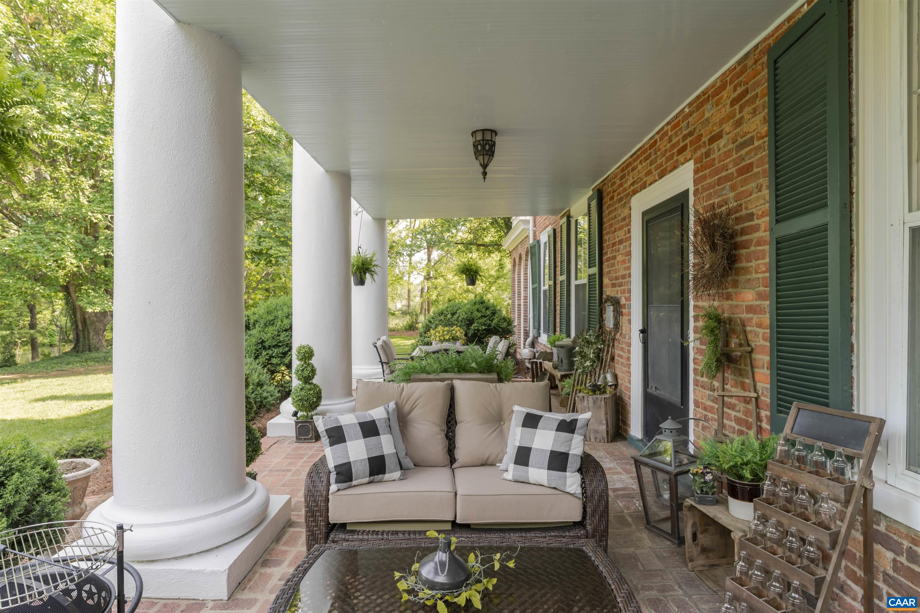 1417 N AUGUSTA ST, STAUNTON, Virginia 24401, 5 Bedrooms Bedrooms, ,4 BathroomsBathrooms,Residential,Edge Hill,1417 N AUGUSTA ST,665500 MLS # 665500