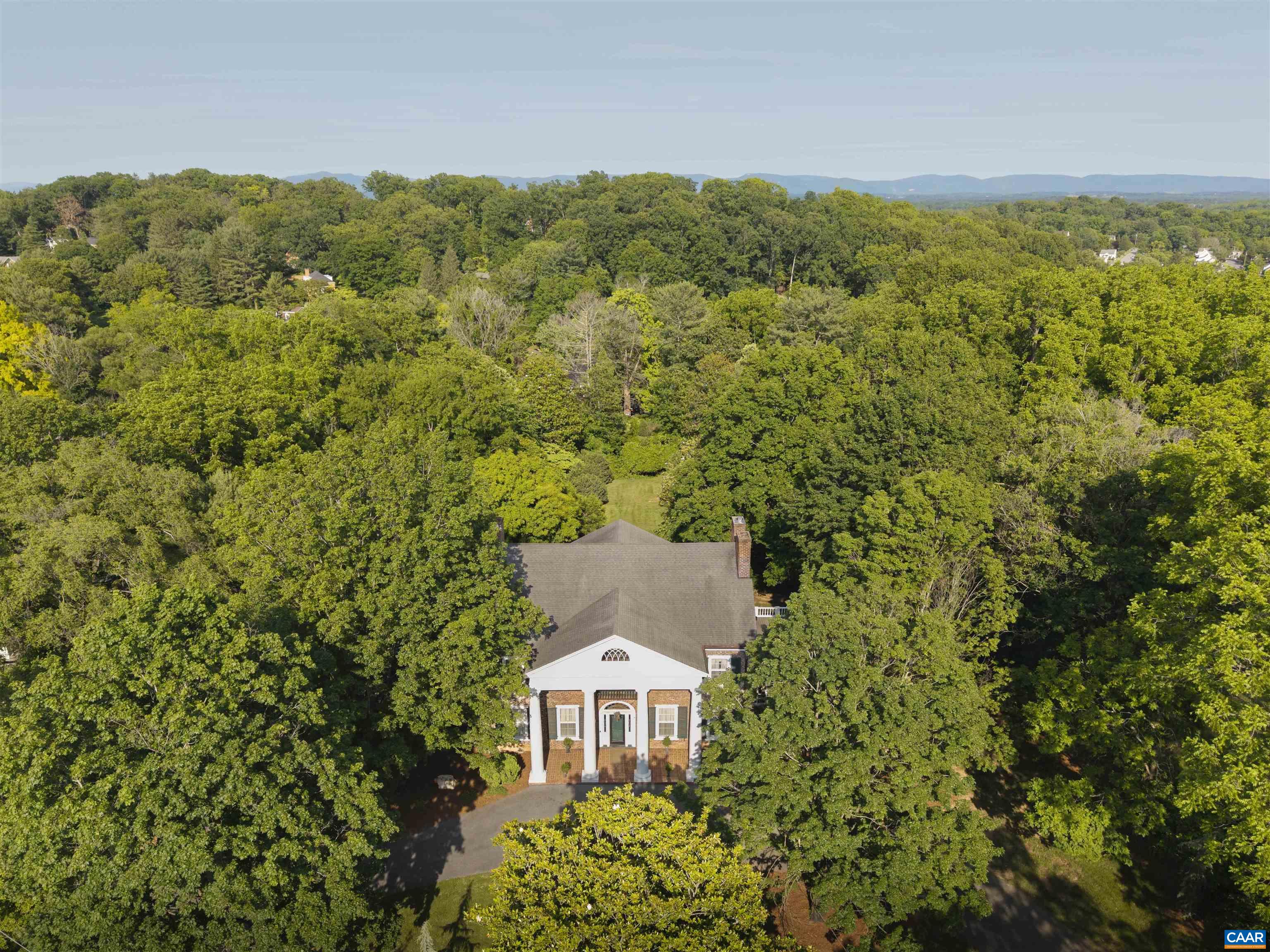 1417 N AUGUSTA ST, STAUNTON, Virginia 24401, 5 Bedrooms Bedrooms, ,4 BathroomsBathrooms,Residential,Edge Hill,1417 N AUGUSTA ST,665500 MLS # 665500