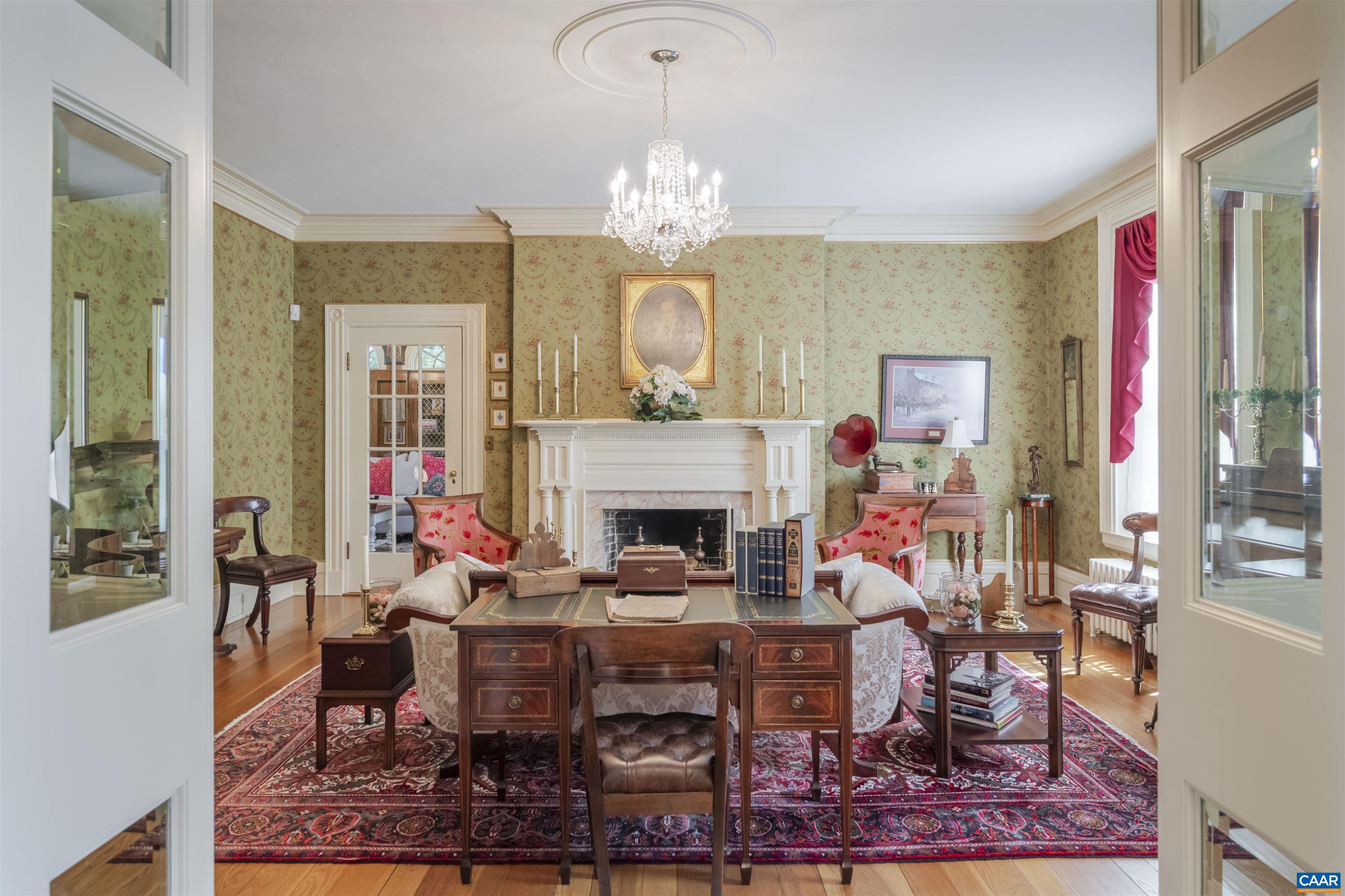 1417 N AUGUSTA ST, STAUNTON, Virginia 24401, 5 Bedrooms Bedrooms, ,4 BathroomsBathrooms,Residential,Edge Hill,1417 N AUGUSTA ST,665500 MLS # 665500