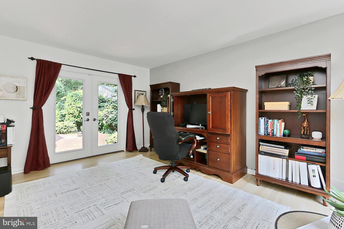 6104 ARRINGTON DR, FAIRFAX STATION, Virginia 22039, 4 Bedrooms Bedrooms, ,2 BathroomsBathrooms,Residential,For sale,6104 ARRINGTON DR,VAFX2244072 MLS # VAFX2244072