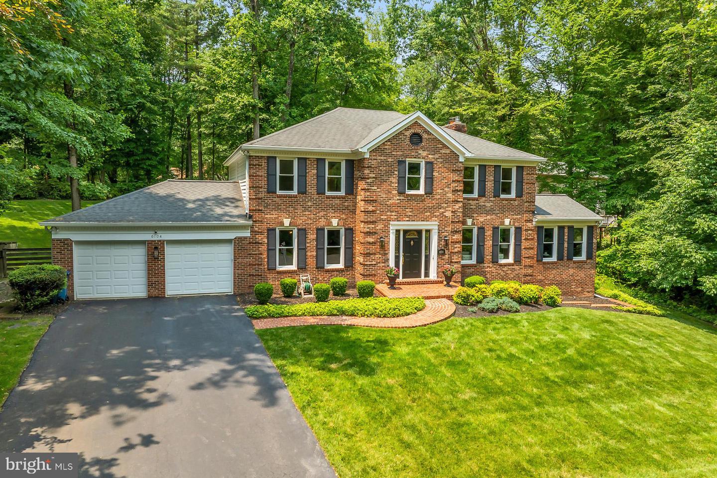 6104 ARRINGTON DR, FAIRFAX STATION, Virginia 22039, 4 Bedrooms Bedrooms, ,2 BathroomsBathrooms,Residential,For sale,6104 ARRINGTON DR,VAFX2244072 MLS # VAFX2244072