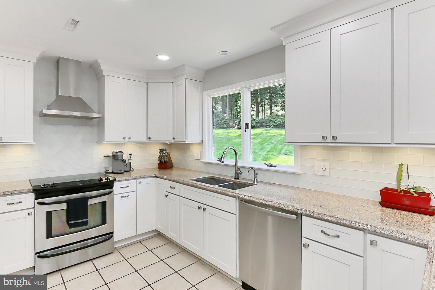 6104 ARRINGTON DR, FAIRFAX STATION, Virginia 22039, 4 Bedrooms Bedrooms, ,2 BathroomsBathrooms,Residential,For sale,6104 ARRINGTON DR,VAFX2244072 MLS # VAFX2244072