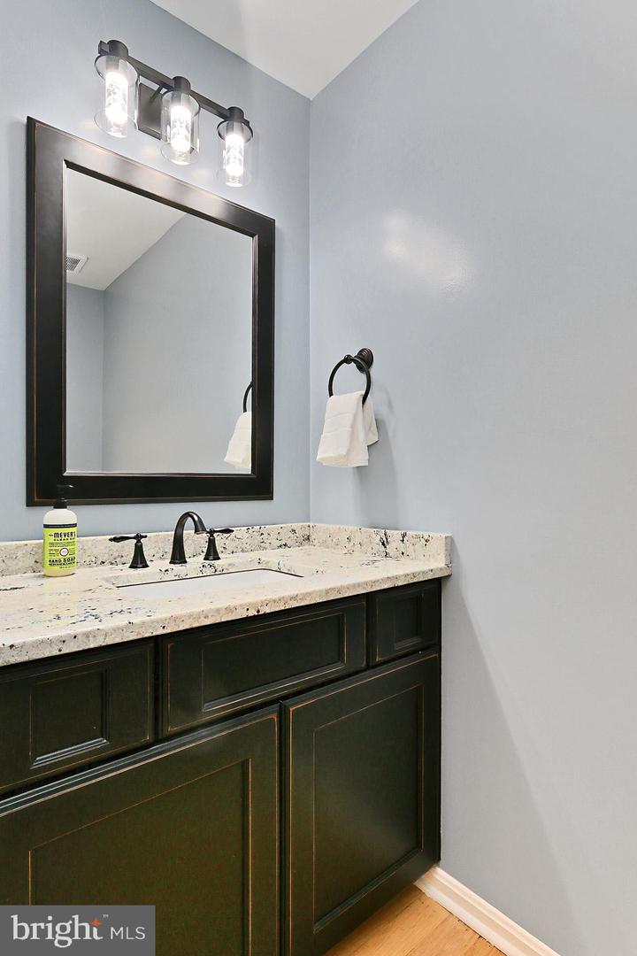6104 ARRINGTON DR, FAIRFAX STATION, Virginia 22039, 4 Bedrooms Bedrooms, ,2 BathroomsBathrooms,Residential,For sale,6104 ARRINGTON DR,VAFX2244072 MLS # VAFX2244072