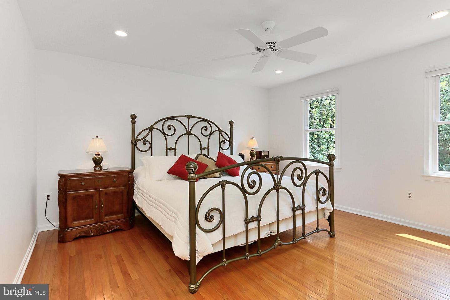 6104 ARRINGTON DR, FAIRFAX STATION, Virginia 22039, 4 Bedrooms Bedrooms, ,2 BathroomsBathrooms,Residential,For sale,6104 ARRINGTON DR,VAFX2244072 MLS # VAFX2244072
