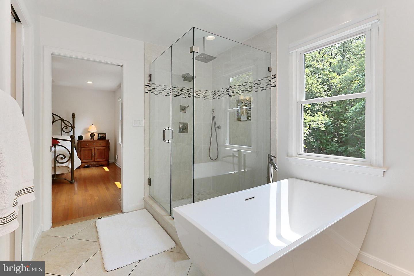 6104 ARRINGTON DR, FAIRFAX STATION, Virginia 22039, 4 Bedrooms Bedrooms, ,2 BathroomsBathrooms,Residential,For sale,6104 ARRINGTON DR,VAFX2244072 MLS # VAFX2244072