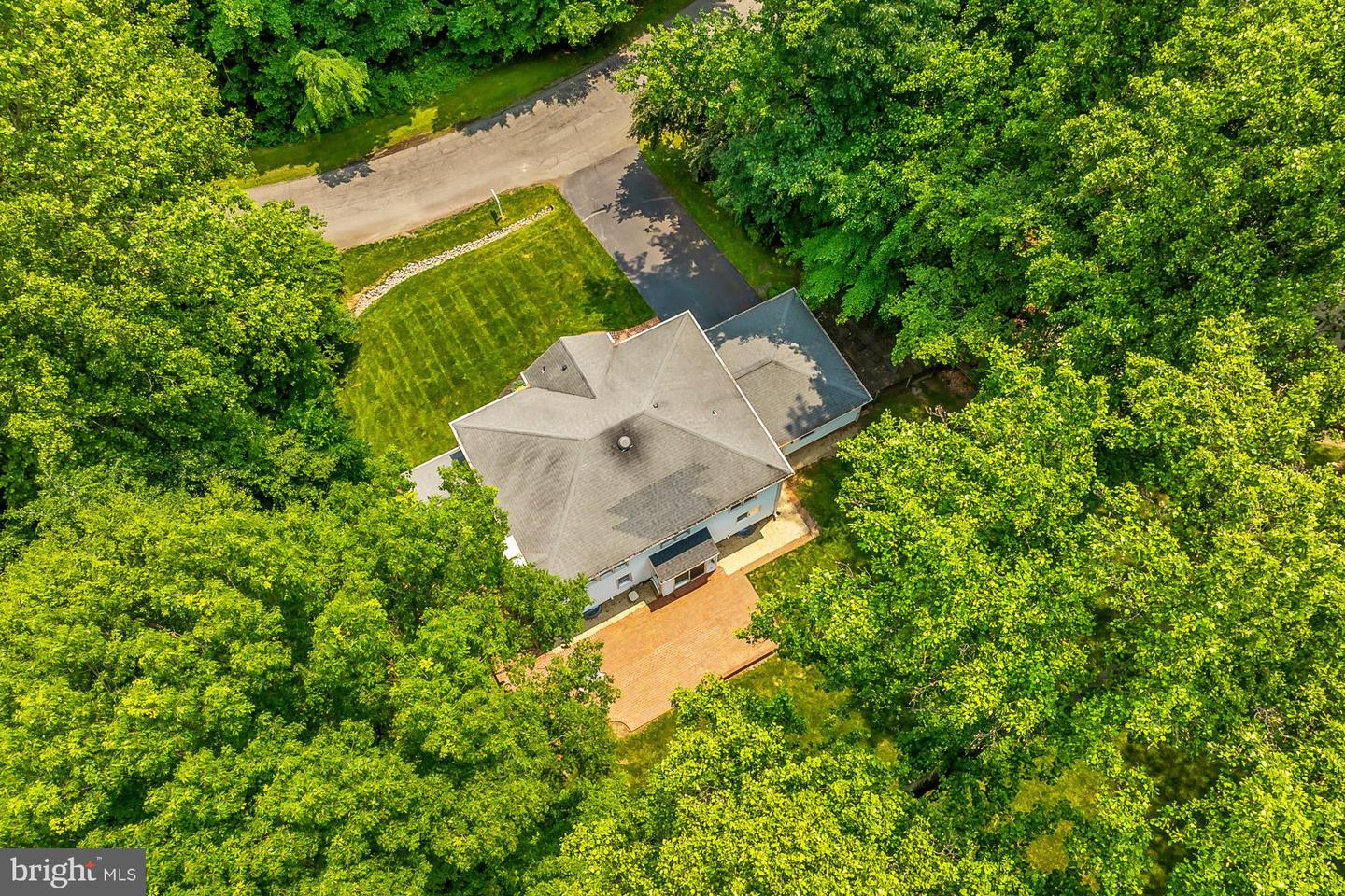 6104 ARRINGTON DR, FAIRFAX STATION, Virginia 22039, 4 Bedrooms Bedrooms, ,2 BathroomsBathrooms,Residential,For sale,6104 ARRINGTON DR,VAFX2244072 MLS # VAFX2244072