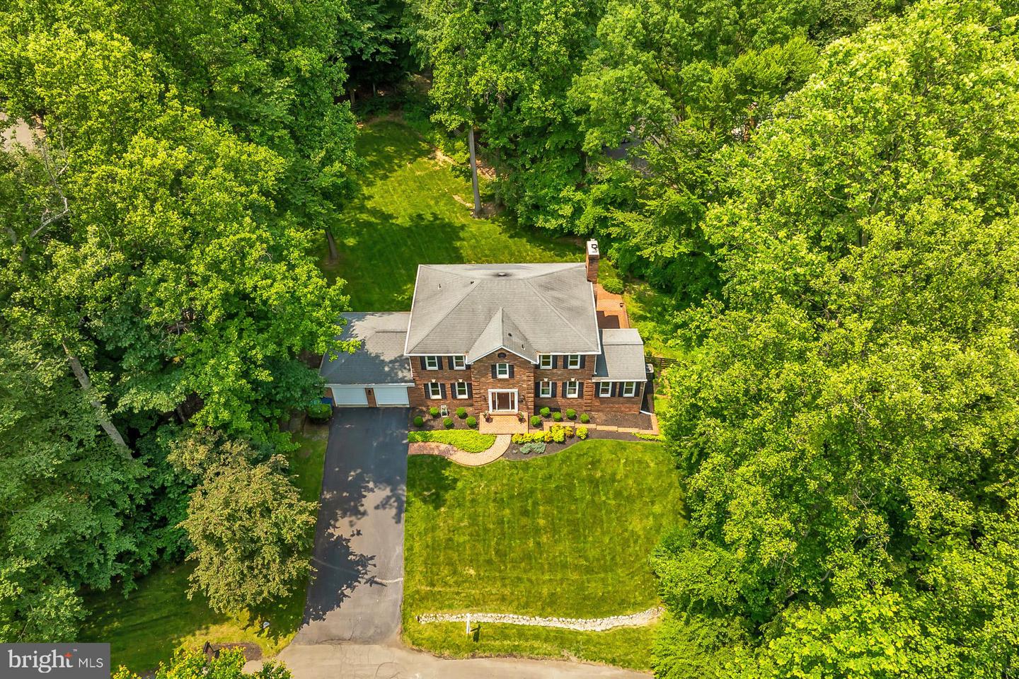 6104 ARRINGTON DR, FAIRFAX STATION, Virginia 22039, 4 Bedrooms Bedrooms, ,2 BathroomsBathrooms,Residential,For sale,6104 ARRINGTON DR,VAFX2244072 MLS # VAFX2244072