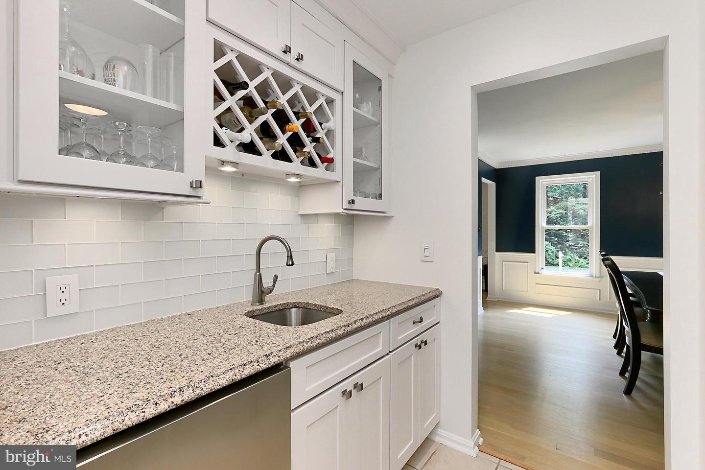 6104 ARRINGTON DR, FAIRFAX STATION, Virginia 22039, 4 Bedrooms Bedrooms, ,2 BathroomsBathrooms,Residential,For sale,6104 ARRINGTON DR,VAFX2244072 MLS # VAFX2244072