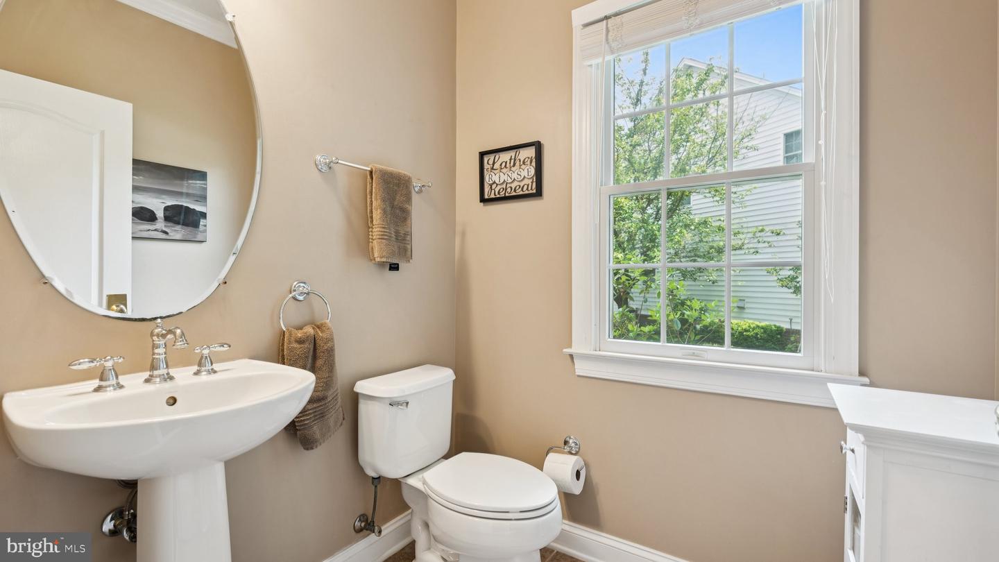 5905 BERRYVILLE CT, HAYMARKET, Virginia 20169, 6 Bedrooms Bedrooms, ,4 BathroomsBathrooms,Residential,For sale,5905 BERRYVILLE CT,VAPW2095834 MLS # VAPW2095834