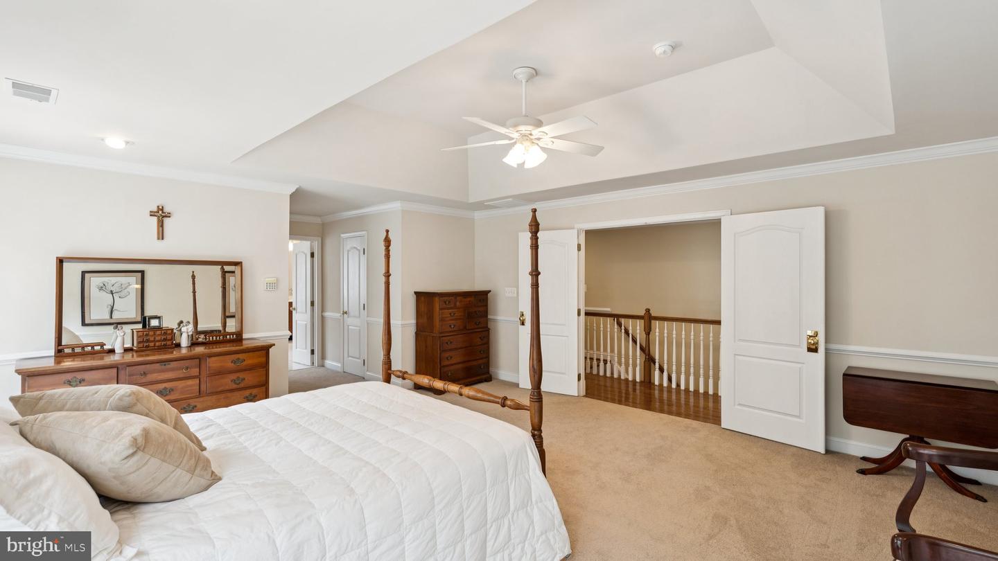5905 BERRYVILLE CT, HAYMARKET, Virginia 20169, 6 Bedrooms Bedrooms, ,4 BathroomsBathrooms,Residential,For sale,5905 BERRYVILLE CT,VAPW2095834 MLS # VAPW2095834