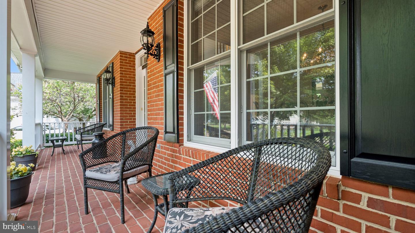 5905 BERRYVILLE CT, HAYMARKET, Virginia 20169, 6 Bedrooms Bedrooms, ,4 BathroomsBathrooms,Residential,For sale,5905 BERRYVILLE CT,VAPW2095834 MLS # VAPW2095834