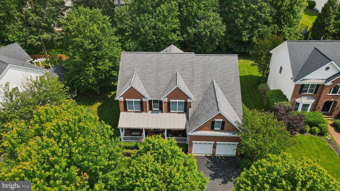 5905 BERRYVILLE CT, HAYMARKET, Virginia 20169, 6 Bedrooms Bedrooms, ,4 BathroomsBathrooms,Residential,For sale,5905 BERRYVILLE CT,VAPW2095834 MLS # VAPW2095834