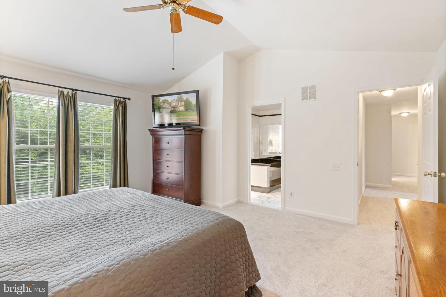 9341 AMARYLLIS AVE, MANASSAS, Virginia 20110, 4 Bedrooms Bedrooms, ,3 BathroomsBathrooms,Residential,For sale,9341 AMARYLLIS AVE,VAMN2008418 MLS # VAMN2008418