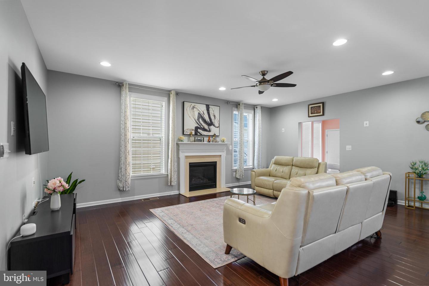 43152 ASHLEY HEIGHTS CIR, ASHBURN, Virginia 20148, 4 Bedrooms Bedrooms, ,5 BathroomsBathrooms,Residential,For sale,43152 ASHLEY HEIGHTS CIR,VALO2098258 MLS # VALO2098258