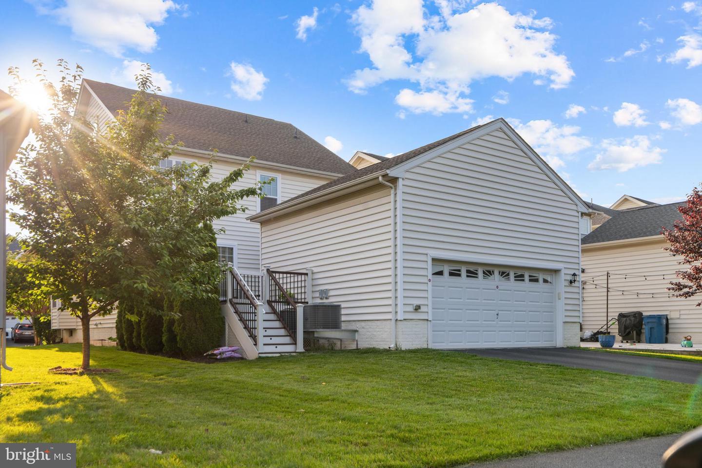 43152 ASHLEY HEIGHTS CIR, ASHBURN, Virginia 20148, 4 Bedrooms Bedrooms, ,5 BathroomsBathrooms,Residential,For sale,43152 ASHLEY HEIGHTS CIR,VALO2098258 MLS # VALO2098258