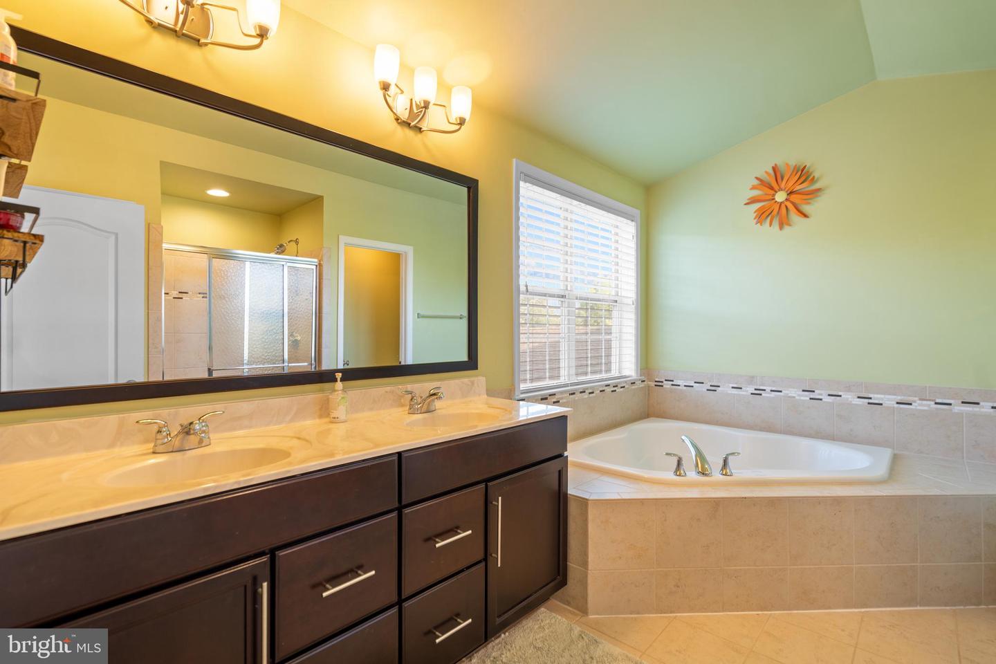 43152 ASHLEY HEIGHTS CIR, ASHBURN, Virginia 20148, 4 Bedrooms Bedrooms, ,5 BathroomsBathrooms,Residential,For sale,43152 ASHLEY HEIGHTS CIR,VALO2098258 MLS # VALO2098258