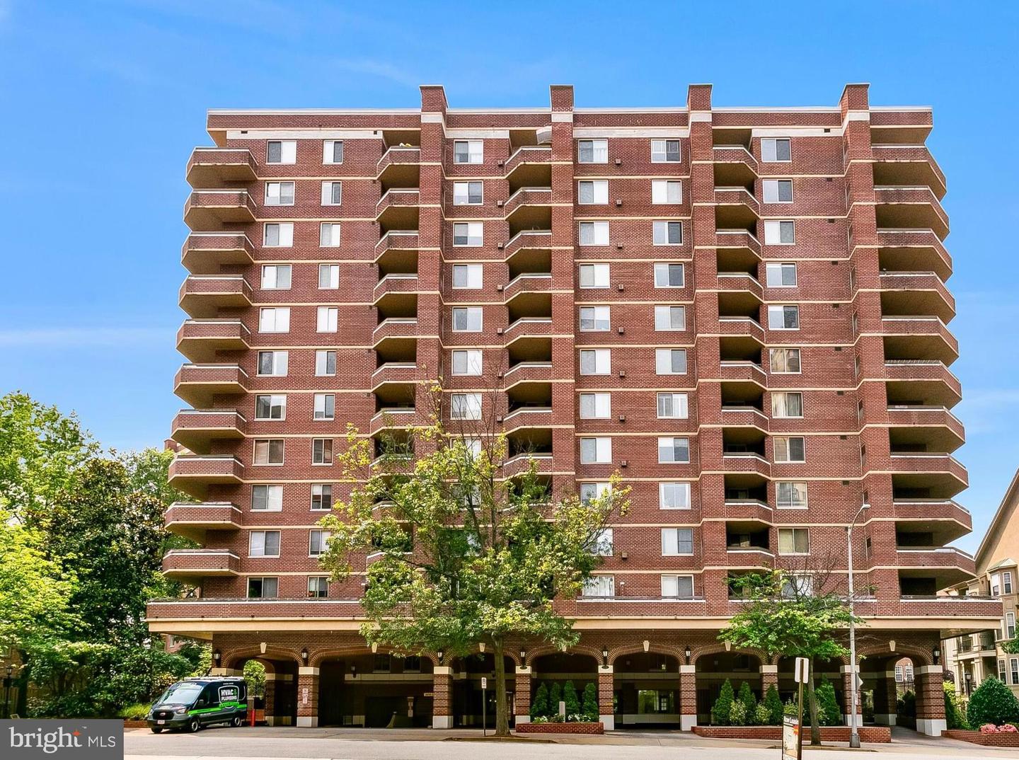 1276 N WAYNE ST #300, ARLINGTON, Virginia 22201, 2 Bedrooms Bedrooms, ,2 BathroomsBathrooms,Residential,For sale,1276 N WAYNE ST #300,VAAR2058420 MLS # VAAR2058420