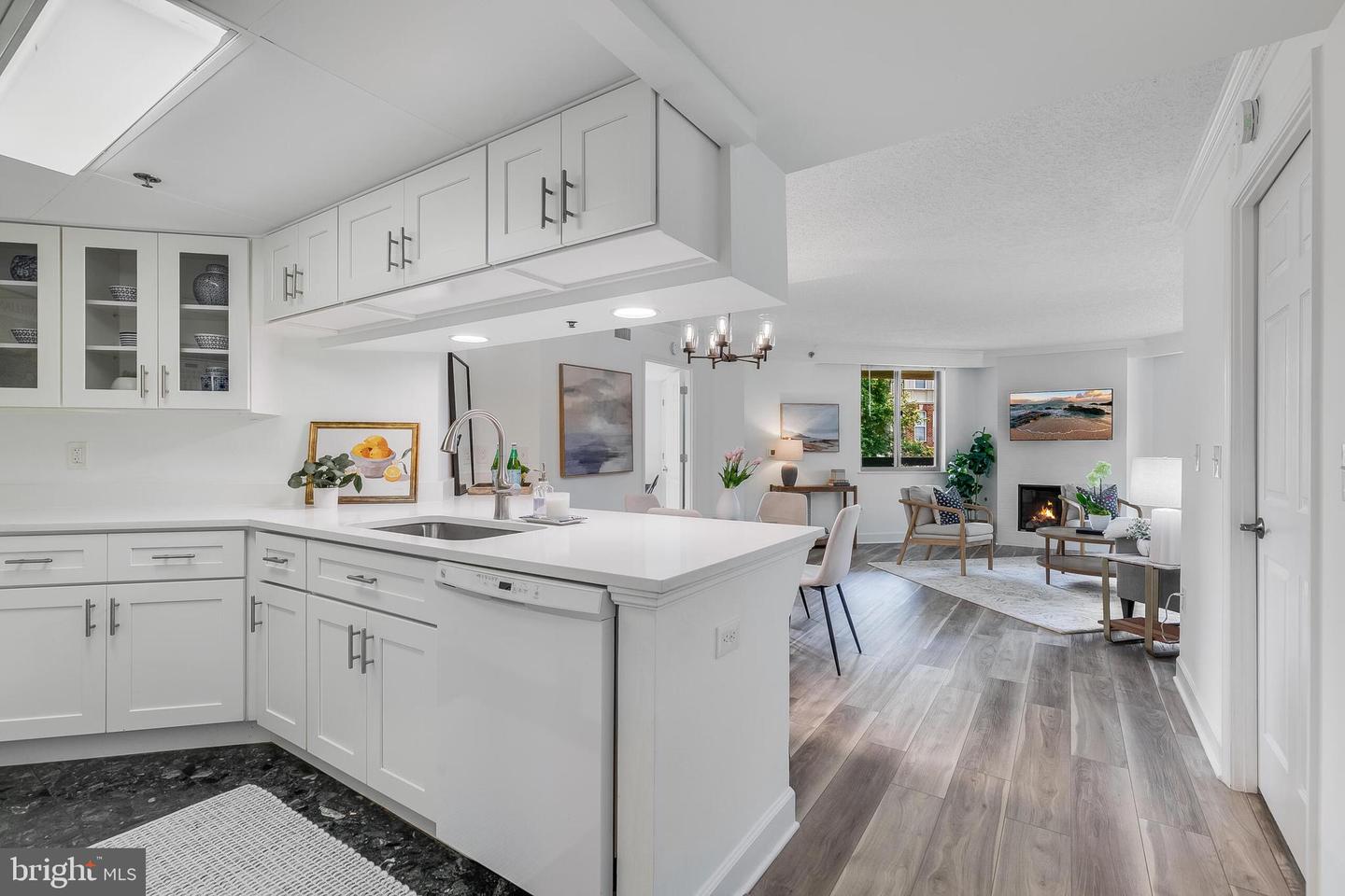 1276 N WAYNE ST #300, ARLINGTON, Virginia 22201, 2 Bedrooms Bedrooms, ,2 BathroomsBathrooms,Residential,For sale,1276 N WAYNE ST #300,VAAR2058420 MLS # VAAR2058420