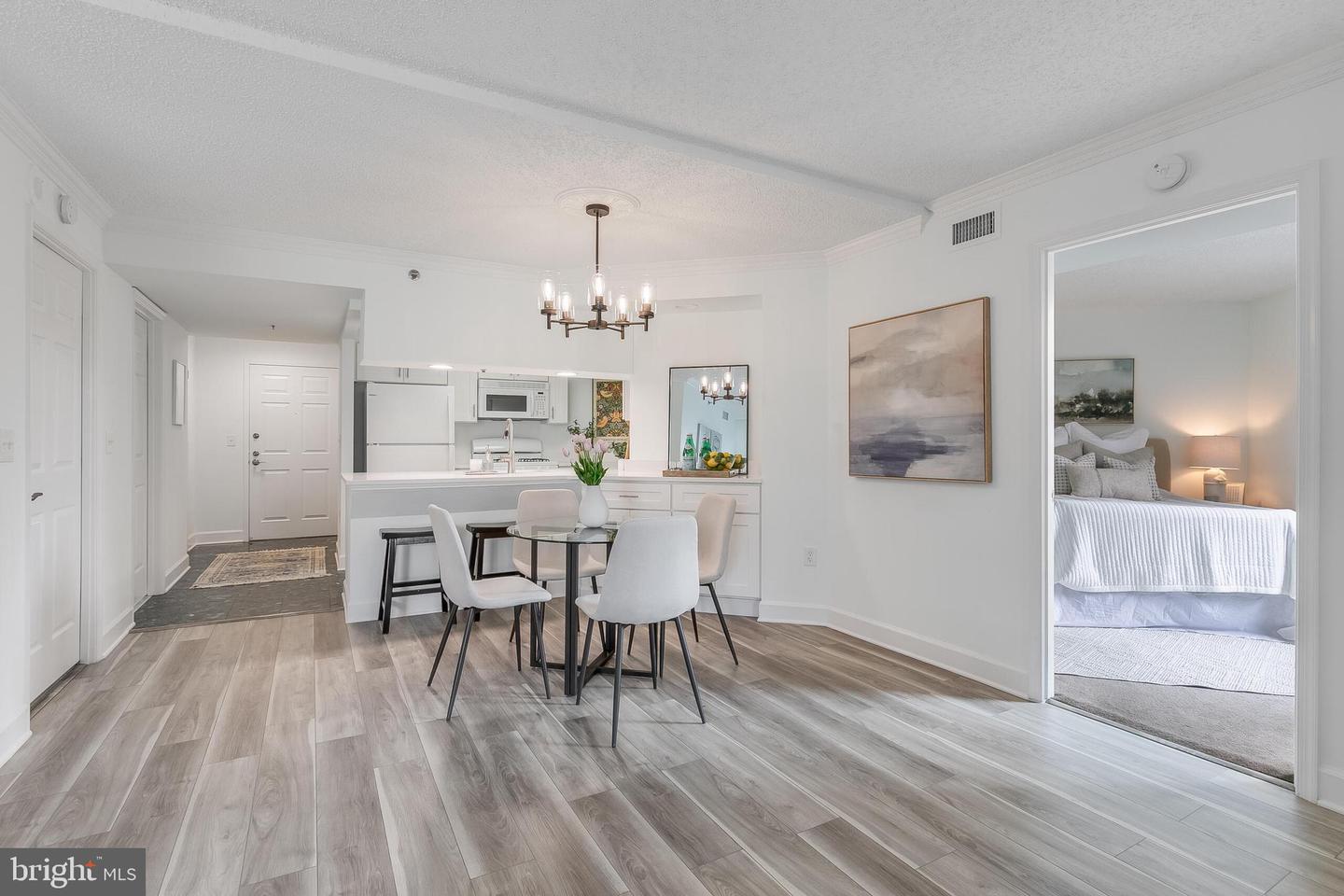 1276 N WAYNE ST #300, ARLINGTON, Virginia 22201, 2 Bedrooms Bedrooms, ,2 BathroomsBathrooms,Residential,For sale,1276 N WAYNE ST #300,VAAR2058420 MLS # VAAR2058420
