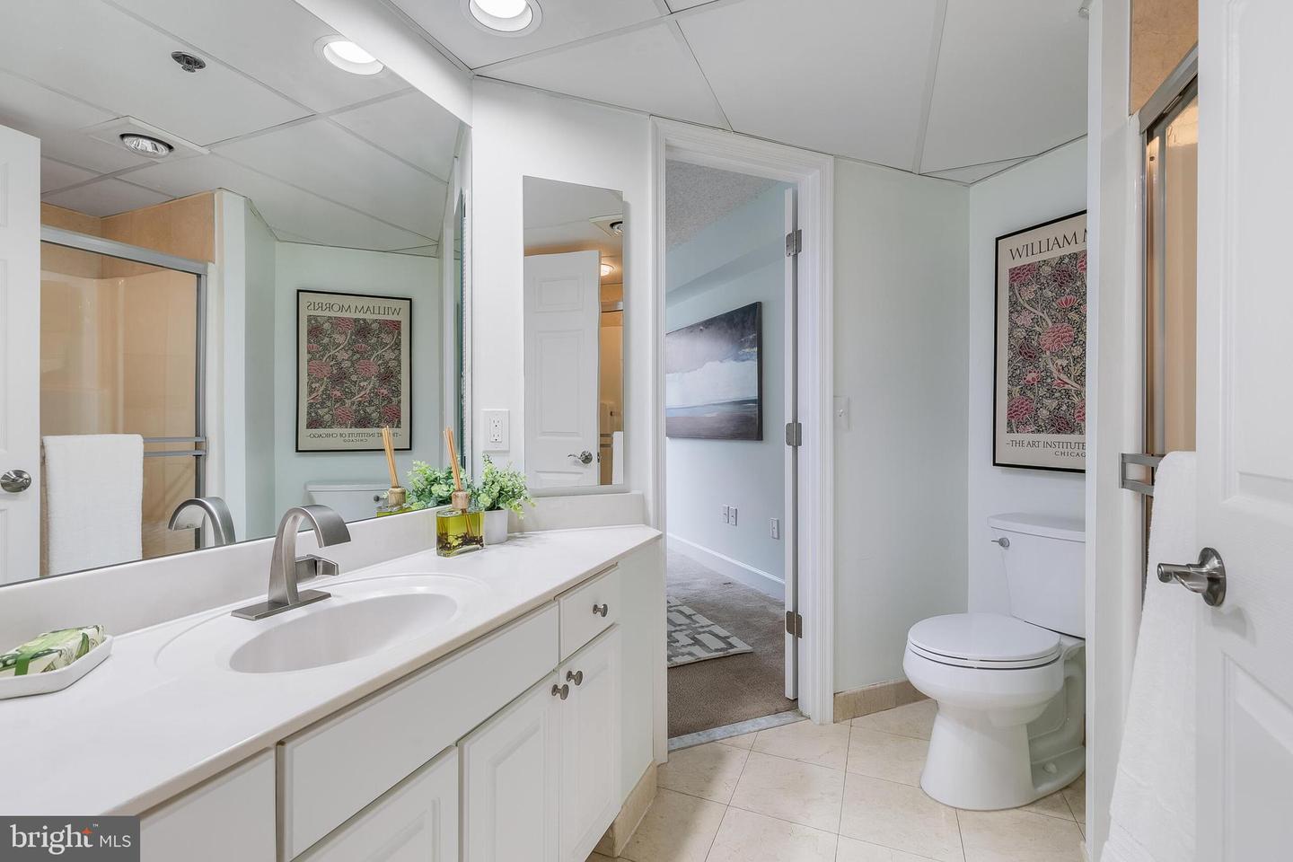 1276 N WAYNE ST #300, ARLINGTON, Virginia 22201, 2 Bedrooms Bedrooms, ,2 BathroomsBathrooms,Residential,For sale,1276 N WAYNE ST #300,VAAR2058420 MLS # VAAR2058420