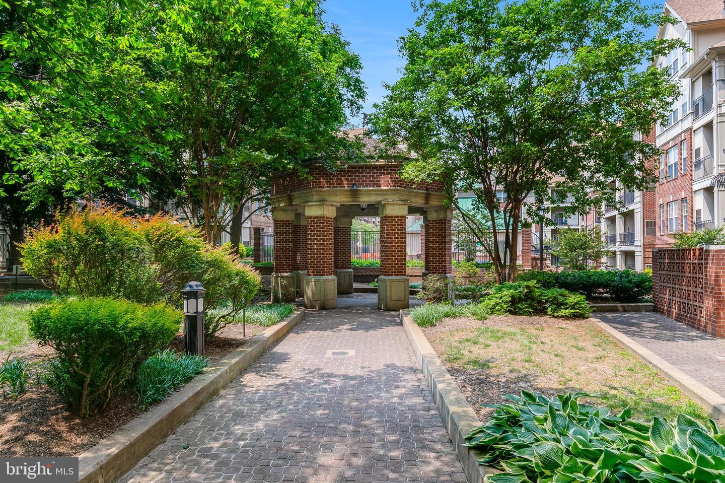 1276 N WAYNE ST #300, ARLINGTON, Virginia 22201, 2 Bedrooms Bedrooms, ,2 BathroomsBathrooms,Residential,For sale,1276 N WAYNE ST #300,VAAR2058420 MLS # VAAR2058420