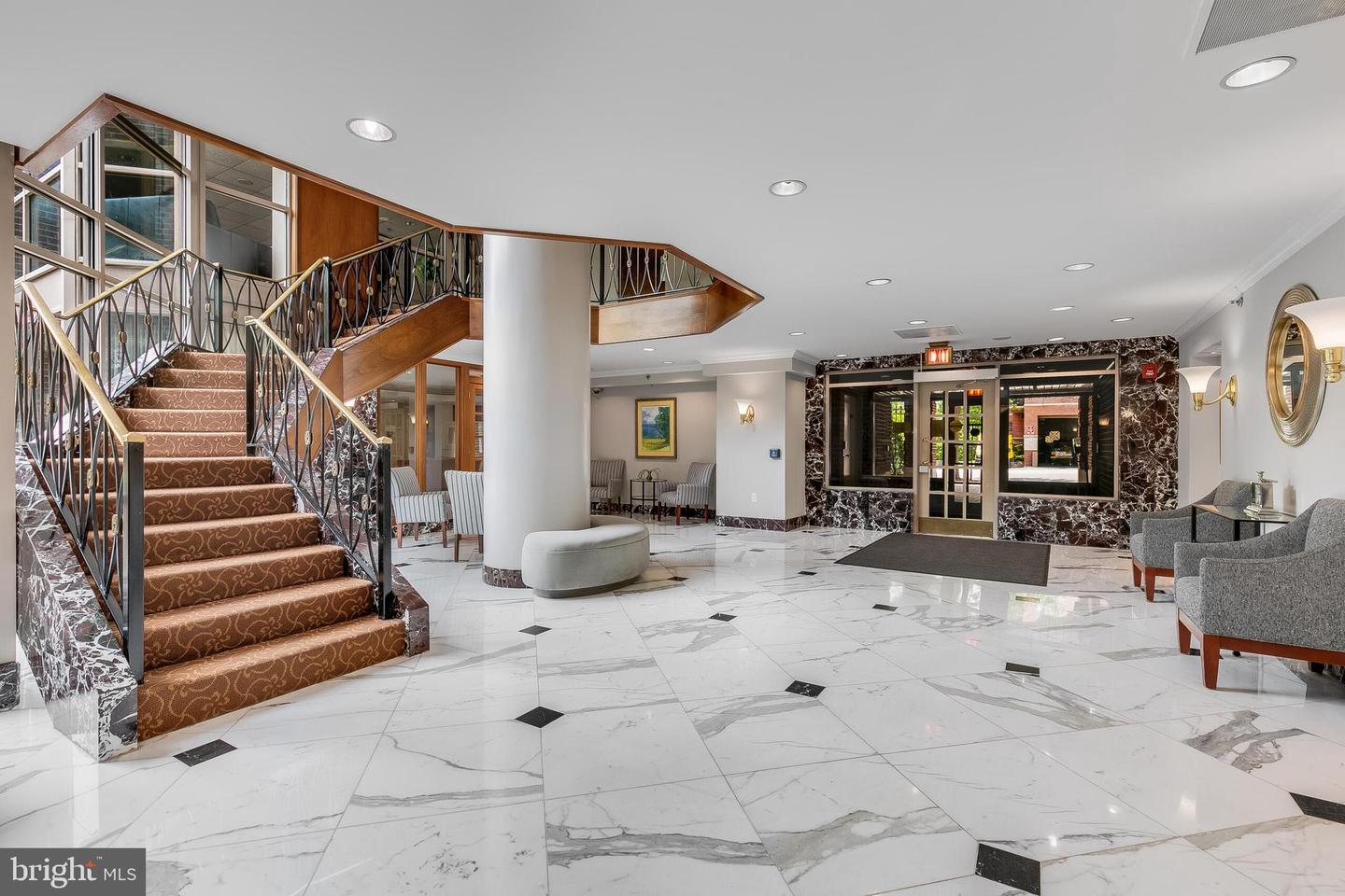 1276 N WAYNE ST #300, ARLINGTON, Virginia 22201, 2 Bedrooms Bedrooms, ,2 BathroomsBathrooms,Residential,For sale,1276 N WAYNE ST #300,VAAR2058420 MLS # VAAR2058420