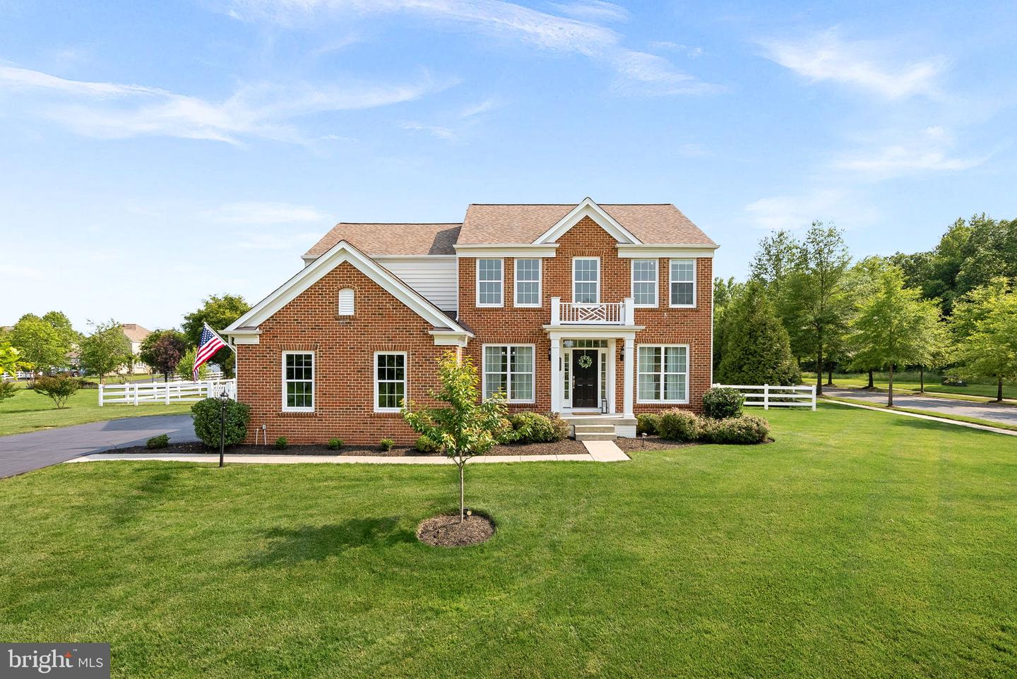 41311 SILVERSIDE DR, LEESBURG, Virginia 20175, 5 Bedrooms Bedrooms, ,3 BathroomsBathrooms,Residential,For sale,41311 SILVERSIDE DR,VALO2098282 MLS # VALO2098282