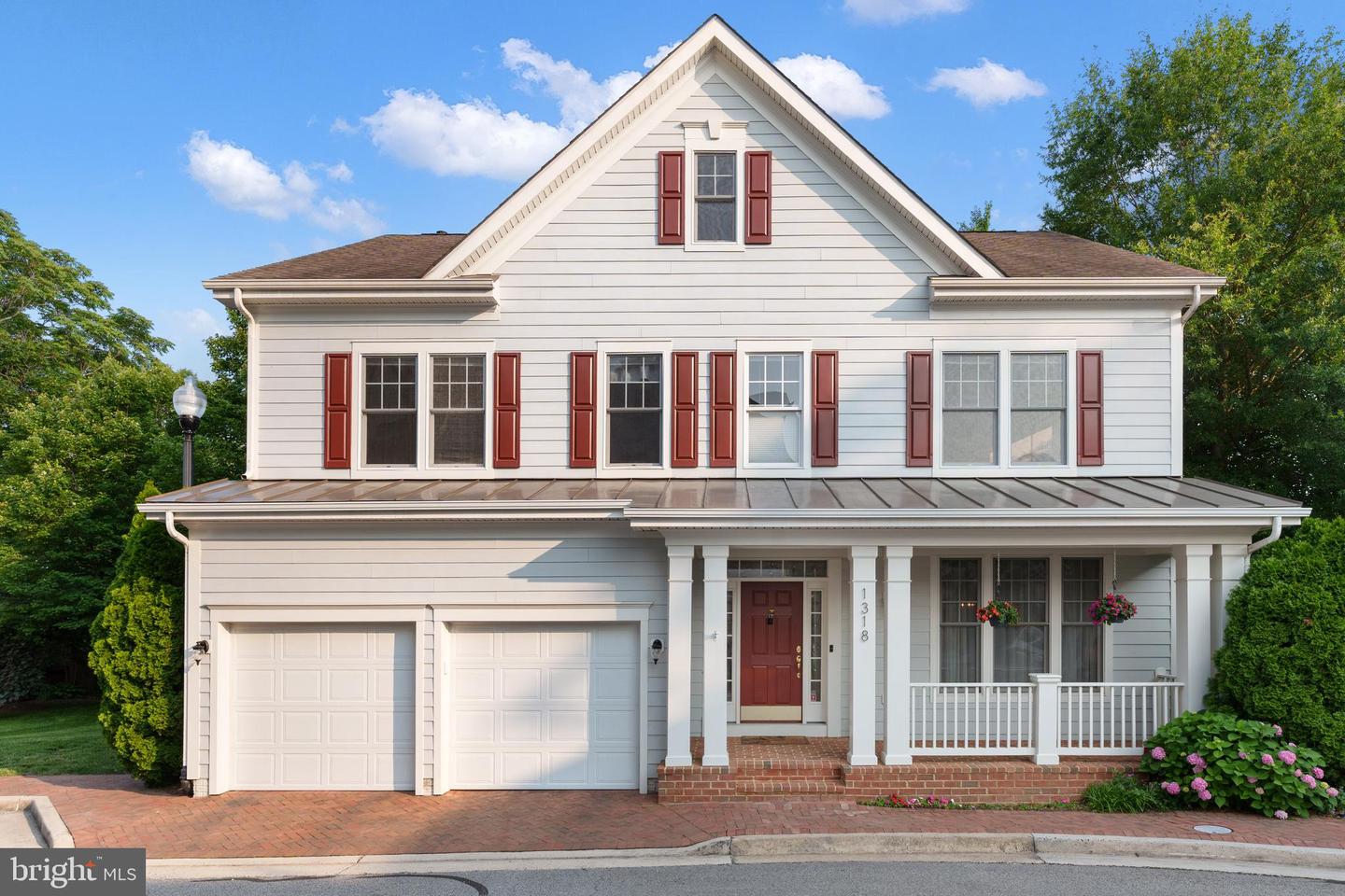 1318 S KENMORE CIR, ARLINGTON, Virginia 22204, 5 Bedrooms Bedrooms, ,3 BathroomsBathrooms,Residential,For sale,1318 S KENMORE CIR,VAAR2058432 MLS # VAAR2058432