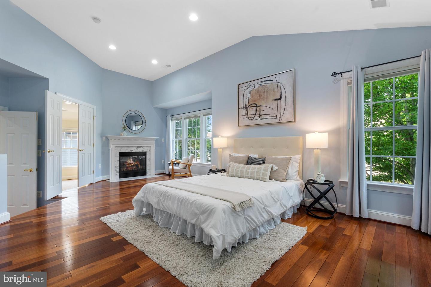 1318 S KENMORE CIR, ARLINGTON, Virginia 22204, 5 Bedrooms Bedrooms, ,3 BathroomsBathrooms,Residential,For sale,1318 S KENMORE CIR,VAAR2058432 MLS # VAAR2058432