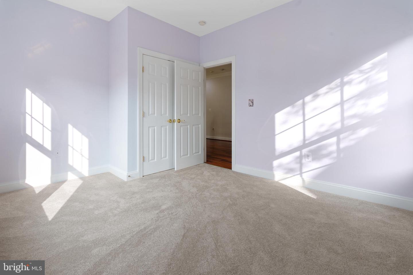 1318 S KENMORE CIR, ARLINGTON, Virginia 22204, 5 Bedrooms Bedrooms, ,3 BathroomsBathrooms,Residential,For sale,1318 S KENMORE CIR,VAAR2058432 MLS # VAAR2058432